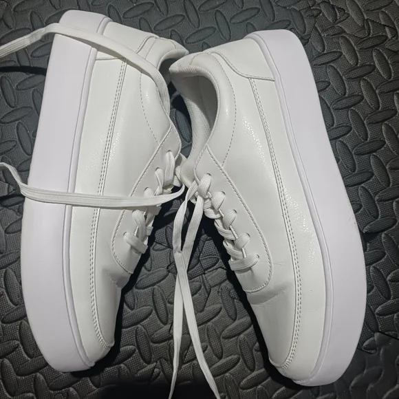 Men White canvas sneakers - Picture 5 of 12